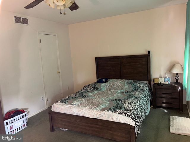 306 FOXWOOD LN, Marlton, NJ 08053
