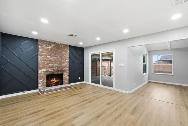 3311 W Sue Avenue, Visalia, CA 93277