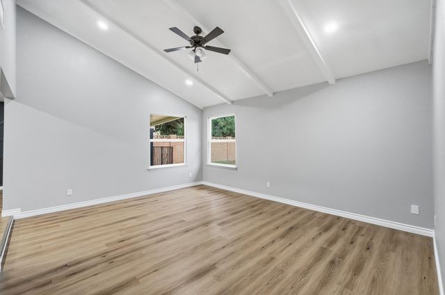 3311 W Sue Avenue, Visalia, CA 93277