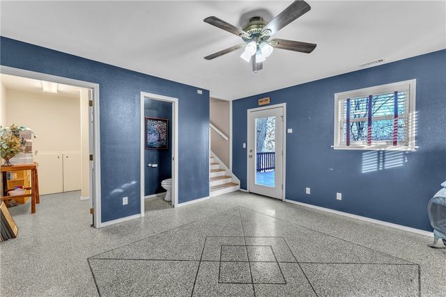 29 County Road 1522, Eureka Springs, AR 72632