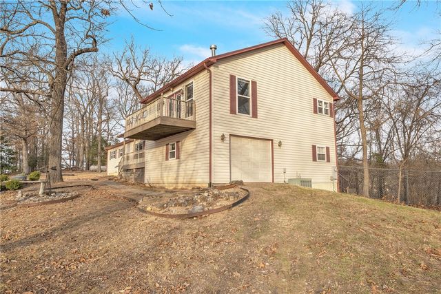 29 County Road 1522, Eureka Springs, AR 72632