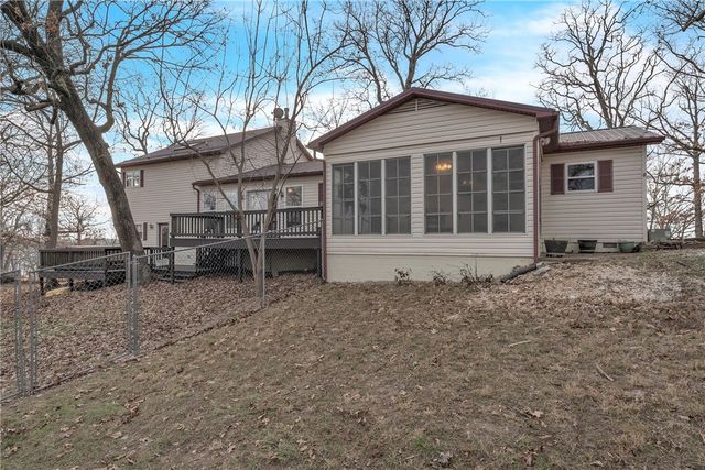 29 County Road 1522, Eureka Springs, AR 72632