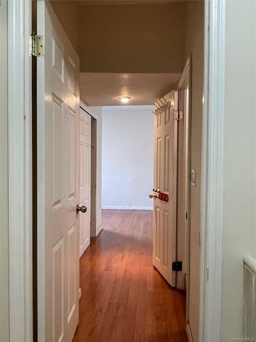 99-72 66th Road 11G, Rego Park, NY 11374
