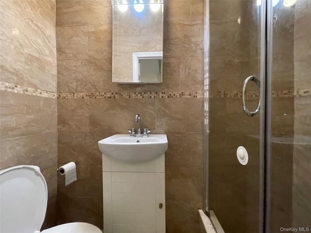 99-72 66th Road 11G, Rego Park, NY 11374