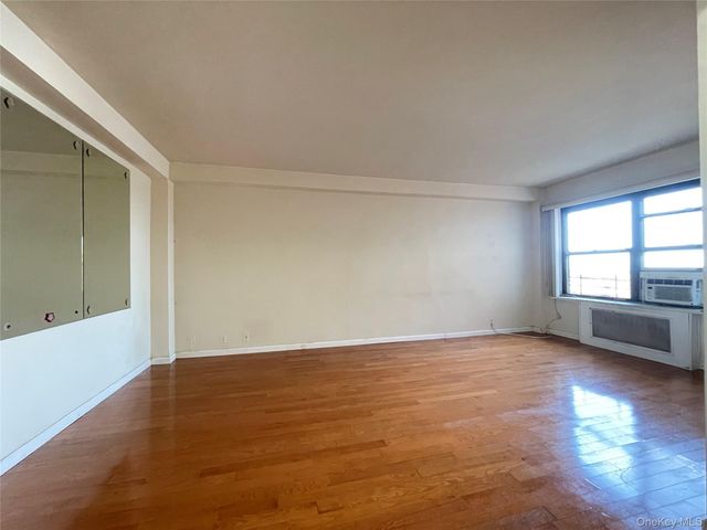 99-72 66th Road 11G, Rego Park, NY 11374