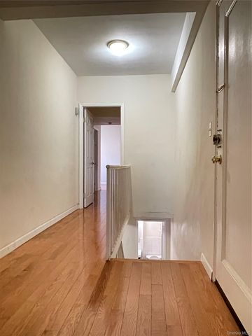 99-72 66th Road 11G, Rego Park, NY 11374