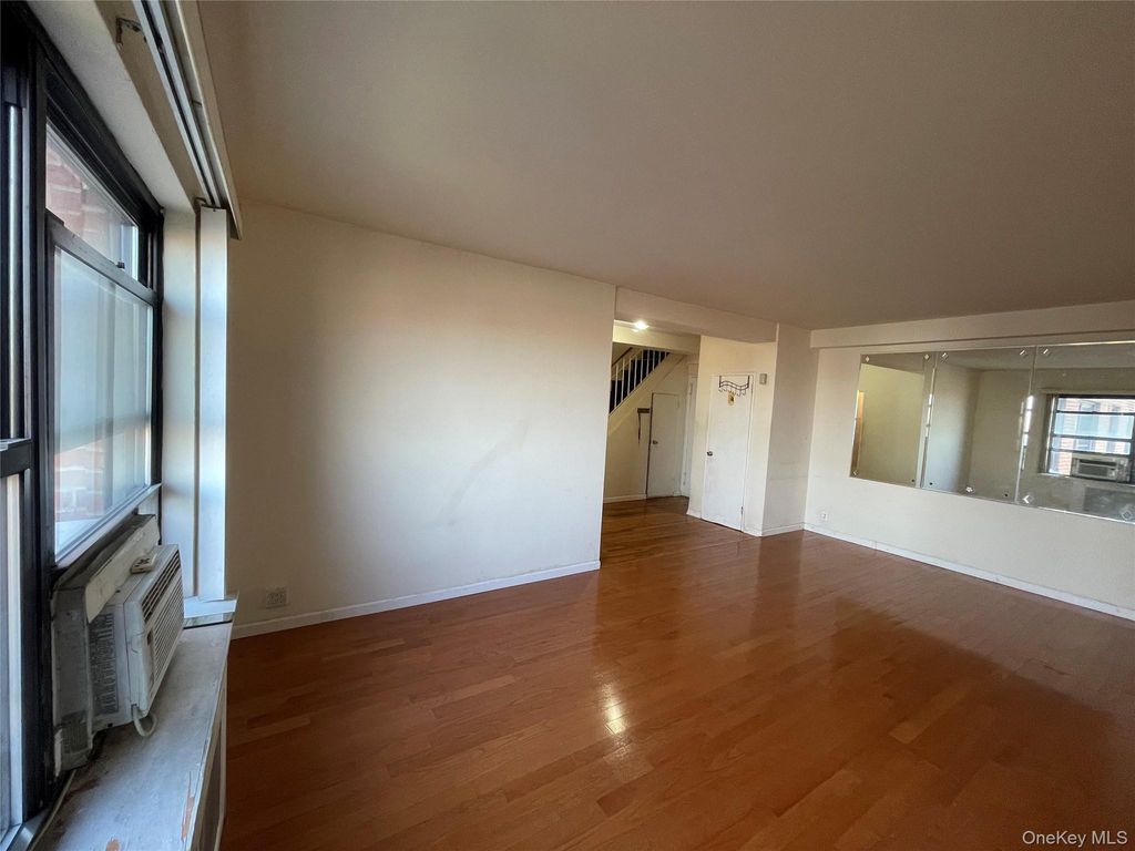 99-72 66th Road 11G, Rego Park, NY 11374 — photo 4