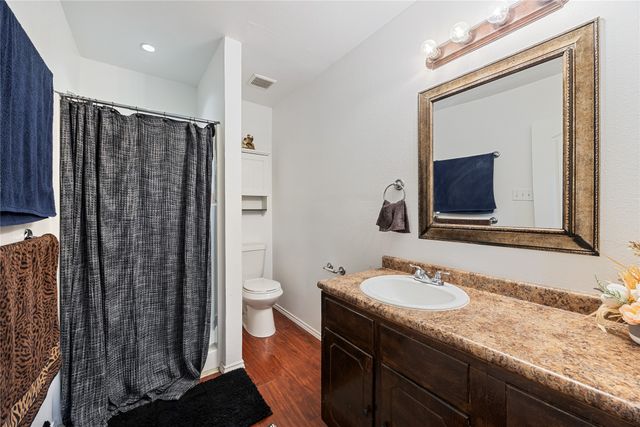 136 Private Road 7708, Emory, TX 75440