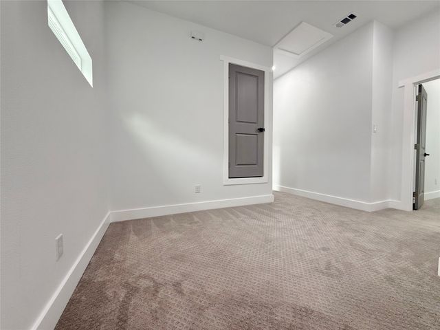 210 Silverleaf Drive, Fort Worth, TX 76112