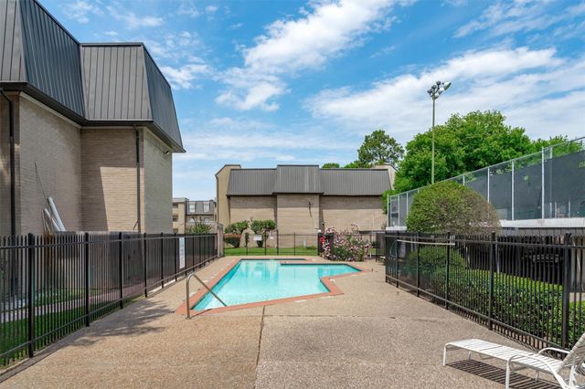 8419 Hearth Drive 21, Houston, TX 77054