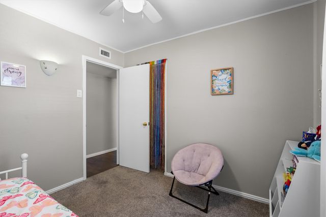 1019 Woodmere Drive, Lewisville, TX 75067