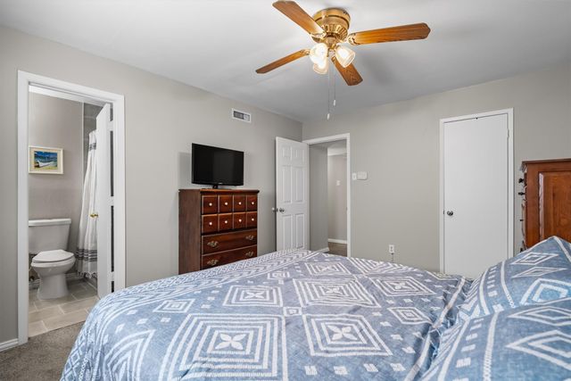 1019 Woodmere Drive, Lewisville, TX 75067