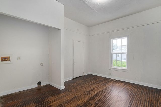 521 W Harrison Street, Springfield, MO 65806
