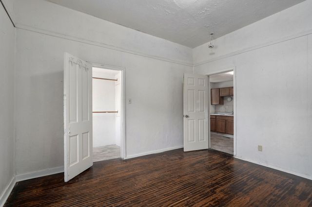521 W Harrison Street, Springfield, MO 65806