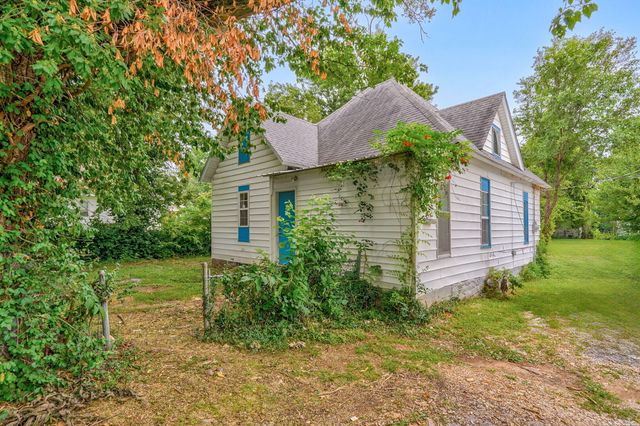 521 W Harrison Street, Springfield, MO 65806