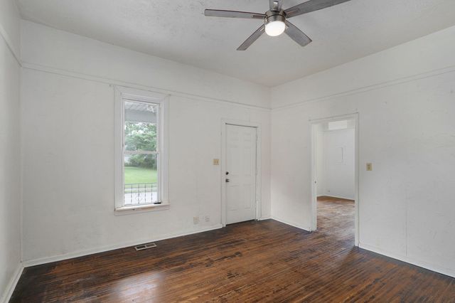 521 W Harrison Street, Springfield, MO 65806