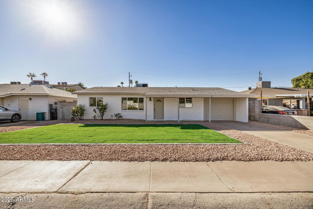 3152 N 24TH Drive, Phoenix, AZ 85015