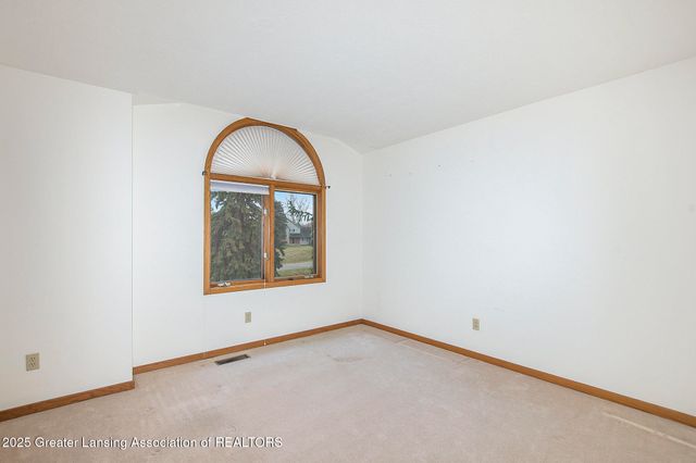 1136 Bonanza Drive, Okemos, MI 48864