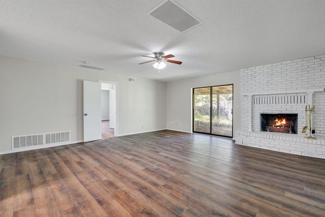 209 Mistletoe Lane, Keene, TX 76059