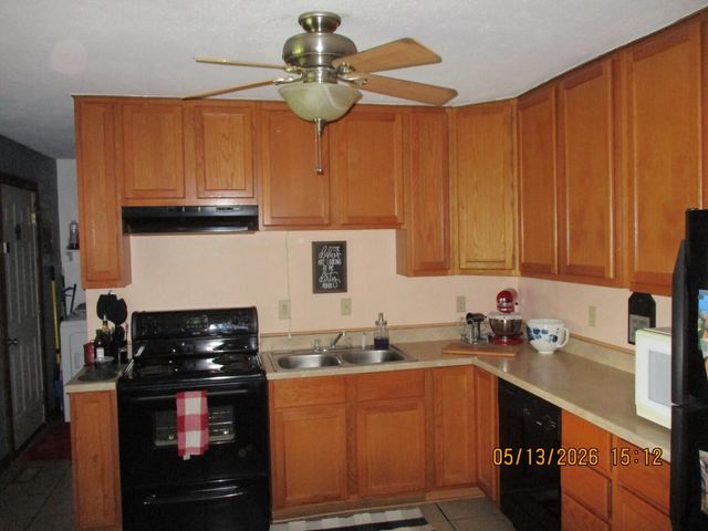 810 Bayberry Drive 810 Bayberry Drive, New Carlisle, OH 45344