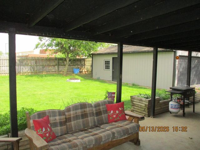 810 Bayberry Drive 810 Bayberry Drive, New Carlisle, OH 45344