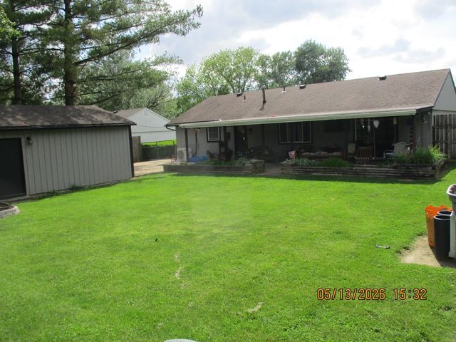 810 Bayberry Drive 810 Bayberry Drive, New Carlisle, OH 45344