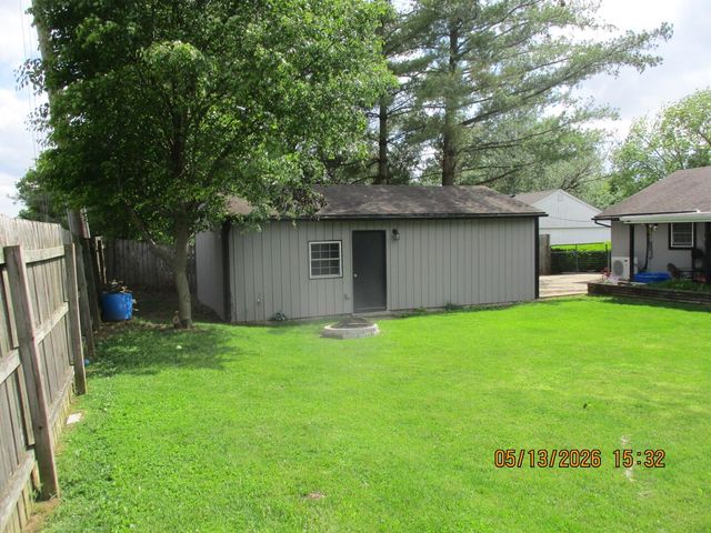 810 Bayberry Drive 810 Bayberry Drive, New Carlisle, OH 45344