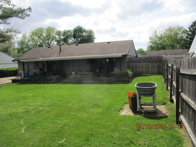 810 Bayberry Drive 810 Bayberry Drive, New Carlisle, OH 45344