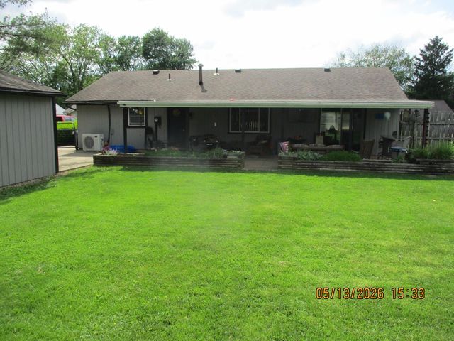 810 Bayberry Drive 810 Bayberry Drive, New Carlisle, OH 45344