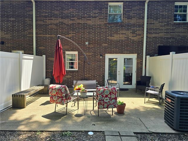 27 Campbell Drive, Parkersburg, WV 26104