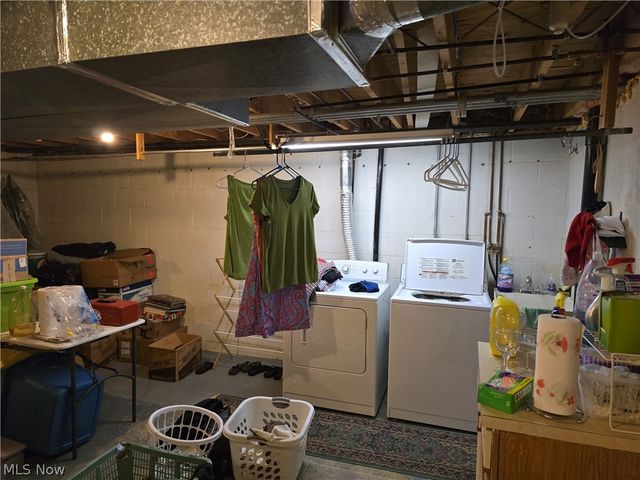 27 Campbell Drive, Parkersburg, WV 26104