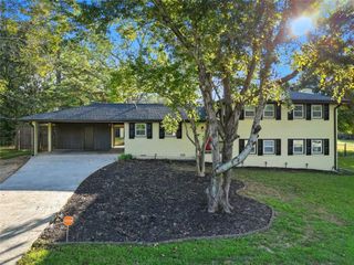 399 W Sandtown SW Road, Marietta, GA 30064