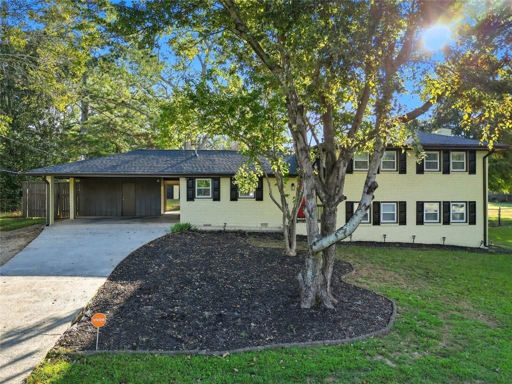 399 W Sandtown SW Road, Marietta, GA 30064