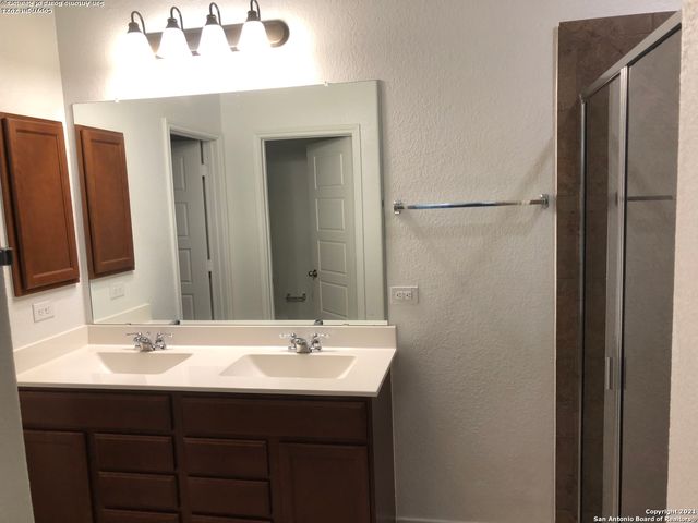 11225 Hill Top Bend, Helotes, TX 78023