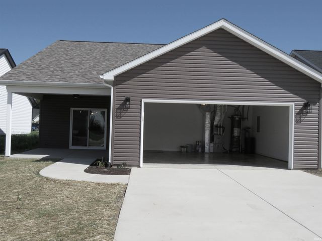 1105 E Wabash Street, Frankfort, IN 46041