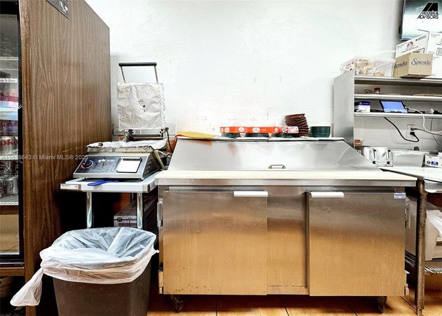 4960 NW 165th St B7, Miami Gardens, FL 33014