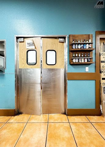 4960 NW 165th St B7, Miami Gardens, FL 33014