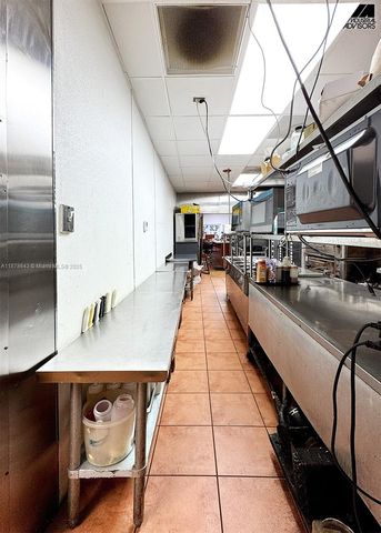 4960 NW 165th St B7, Miami Gardens, FL 33014