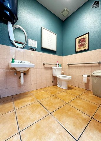 4960 NW 165th St B7, Miami Gardens, FL 33014