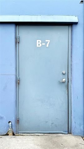 4960 NW 165th St B7, Miami Gardens, FL 33014