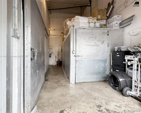 4960 NW 165th St B7, Miami Gardens, FL 33014