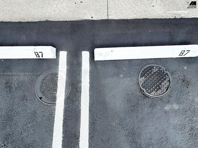 4960 NW 165th St B7, Miami Gardens, FL 33014