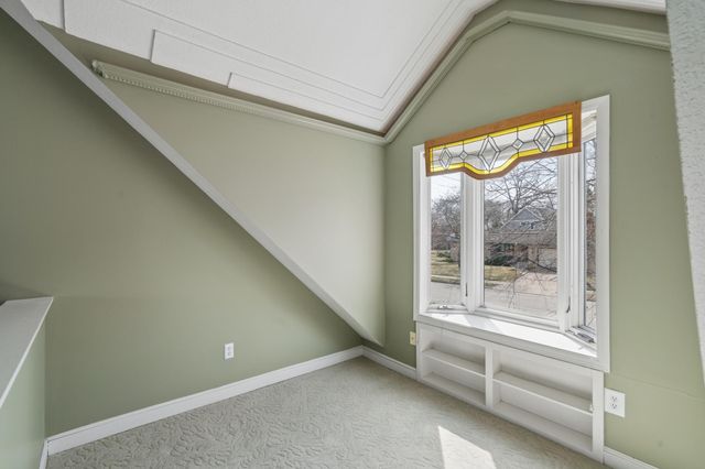 2212 W 53rd Street, Minneapolis, MN 55419