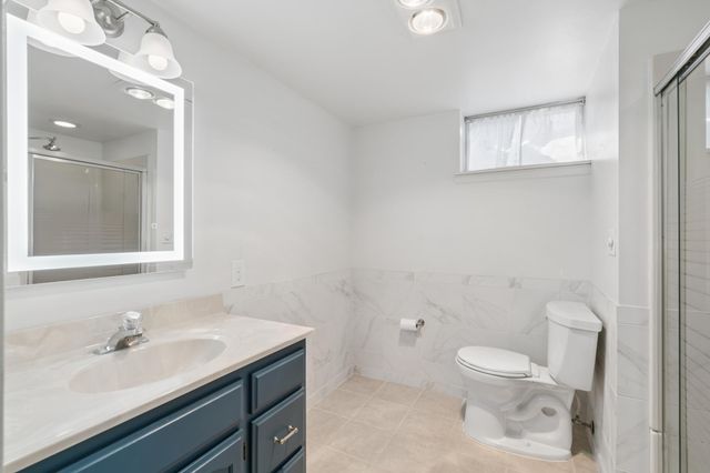 2212 W 53rd Street, Minneapolis, MN 55419