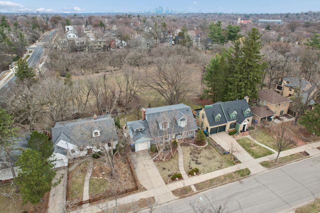 2212 W 53rd Street, Minneapolis, MN 55419