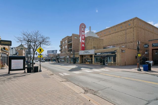 2212 W 53rd Street, Minneapolis, MN 55419