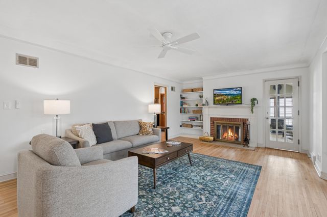 2212 W 53rd Street, Minneapolis, MN 55419