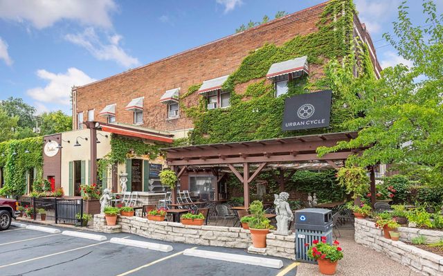 2212 W 53rd Street, Minneapolis, MN 55419