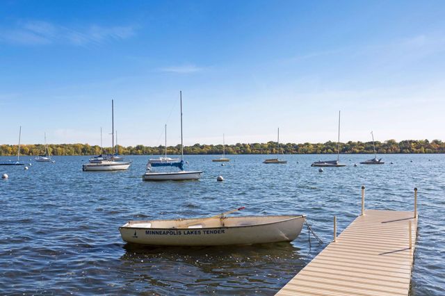 2212 W 53rd Street, Minneapolis, MN 55419