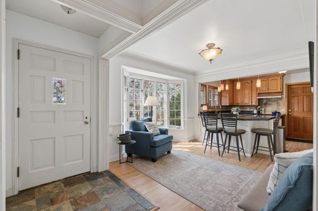 2212 W 53rd Street, Minneapolis, MN 55419